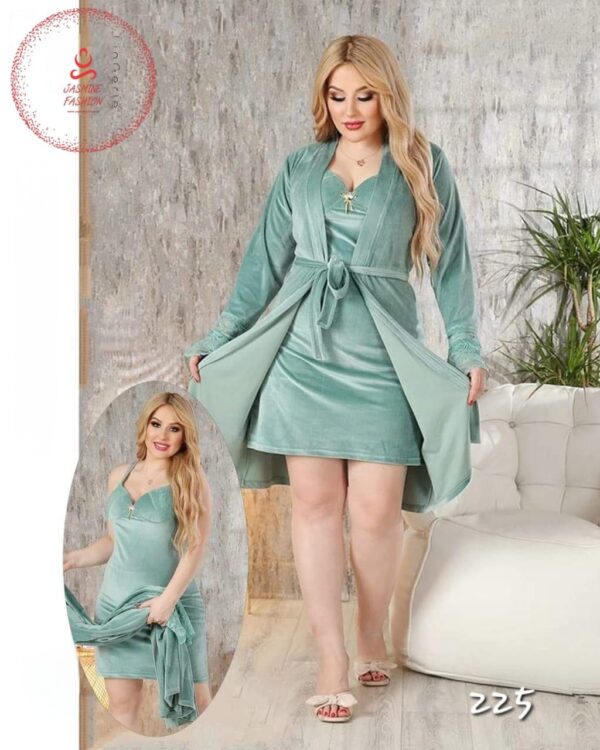 2-Piece Velvet Heidi Lux Robe Set